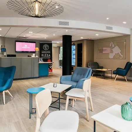 Appart'city Confort Saint Roch Апарт-отель 3*