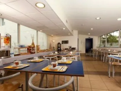 Appart'city Confort Saint Roch 3* Μονπελιέ