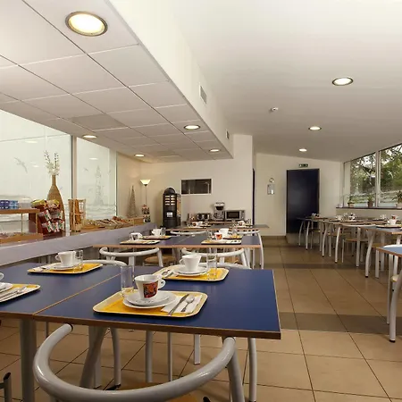Апарт-отель Appart'city Confort Saint Roch 3*