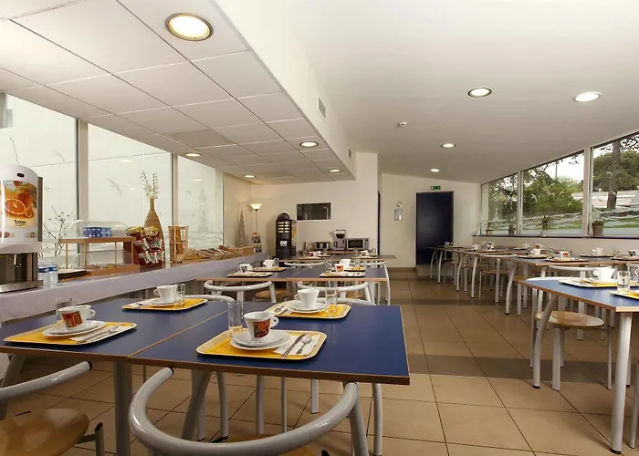 Aparthotel Appart'city Confort Saint Roch 3*